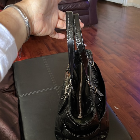 Coach - Picture 4 of 4